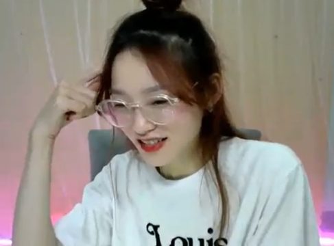 idol Nari thủ dâm.mp4
