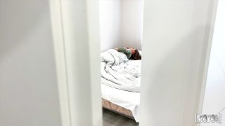 Mofos – Zlata Shine in Neighbor’s Nookie