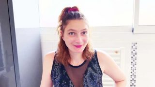 Jacquie & Michel – Charlotte, 32, is guided by Lyia…
