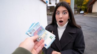Public Agent – Petite house cleaner loves to suck