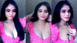 Kylie Belahan Toket Gede