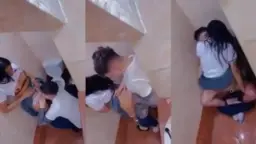 Pelajar SMA Ngentot di Toilet Sekolah