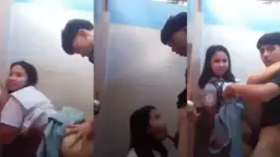 Terbaru Masih SMP Ngewe di WC Sekolah