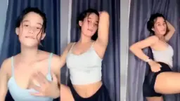 Vivie Baju Putih Goyang 1