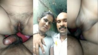 HD desi xxx MMS of a village man fucking a young pussy