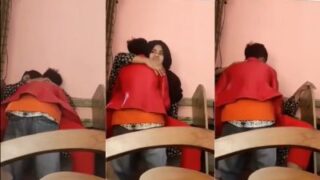 Kashmiri girl fucks in the internet cafe in desi porn