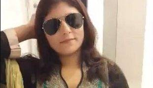 Pakistani hottie wearing salwar kameez in hotel