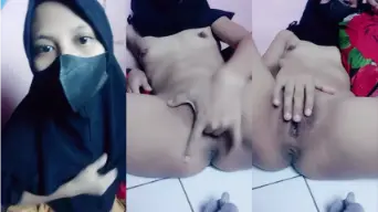 Ukhti Kesepian Colmek Ditinggal Suami